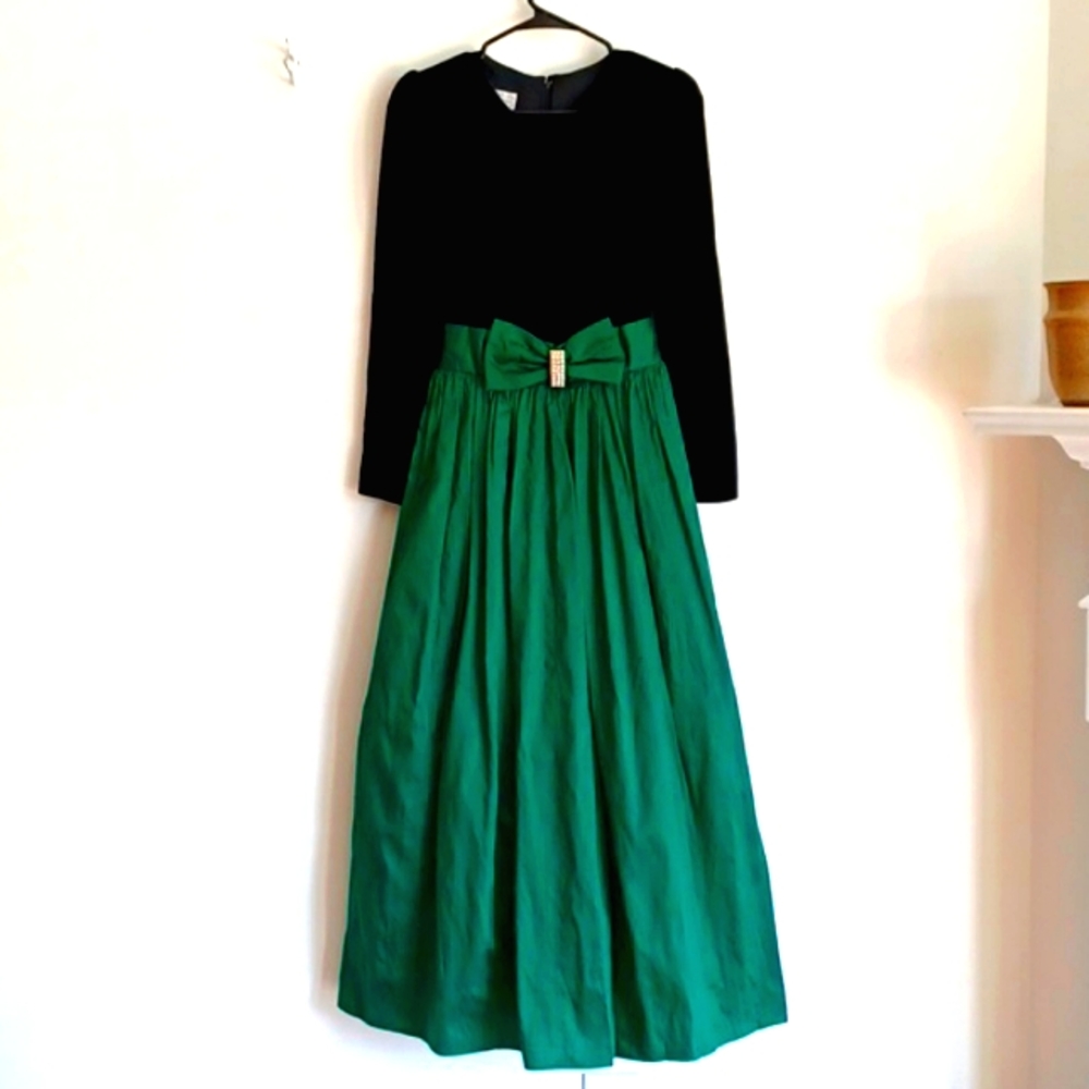 Jessica McClintock Velvet Emerald Green Silk Dress